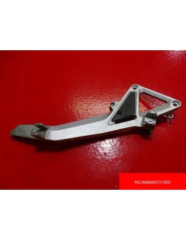 SUPPORTO PEDANA DX HONDA HORNET 600 2004