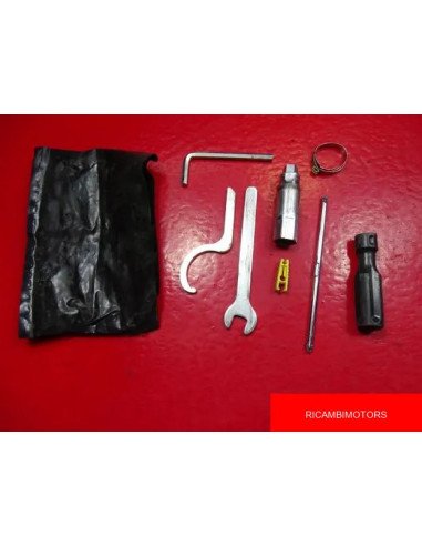 KIT ATTREZZI PIAGGIO MP3 250